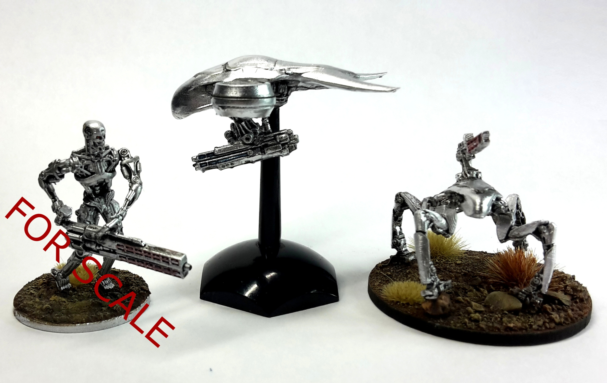 HK-8 Flying Drone aka 'Buzzer' and T-72 Gun Platform aka 'Spider-dog' set for Terminator Genisys The Miniatures Game by River Horse