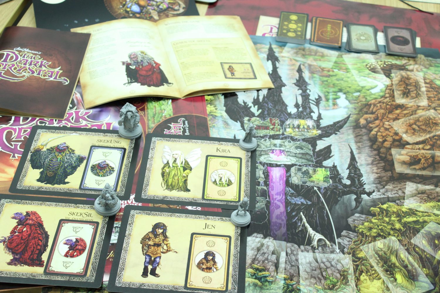 Prototype preview of Jim Henson's The Dark Crystal Board Game by River Horse